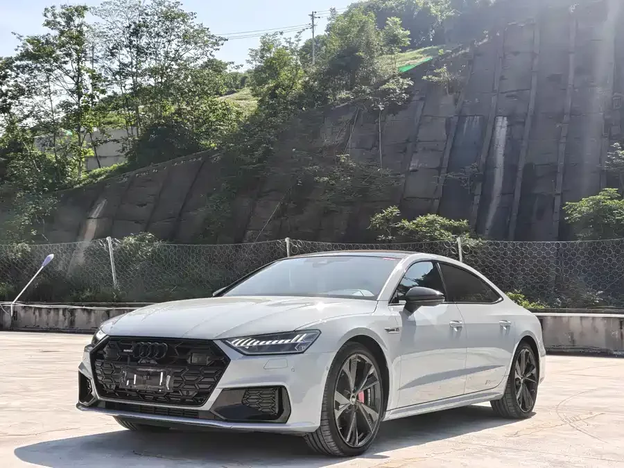 Audi A7L