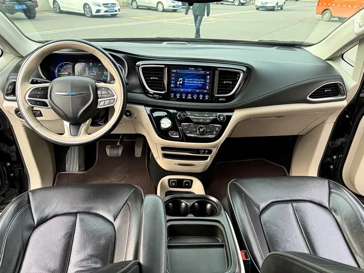 Chrysler Grand Voyager PHEV