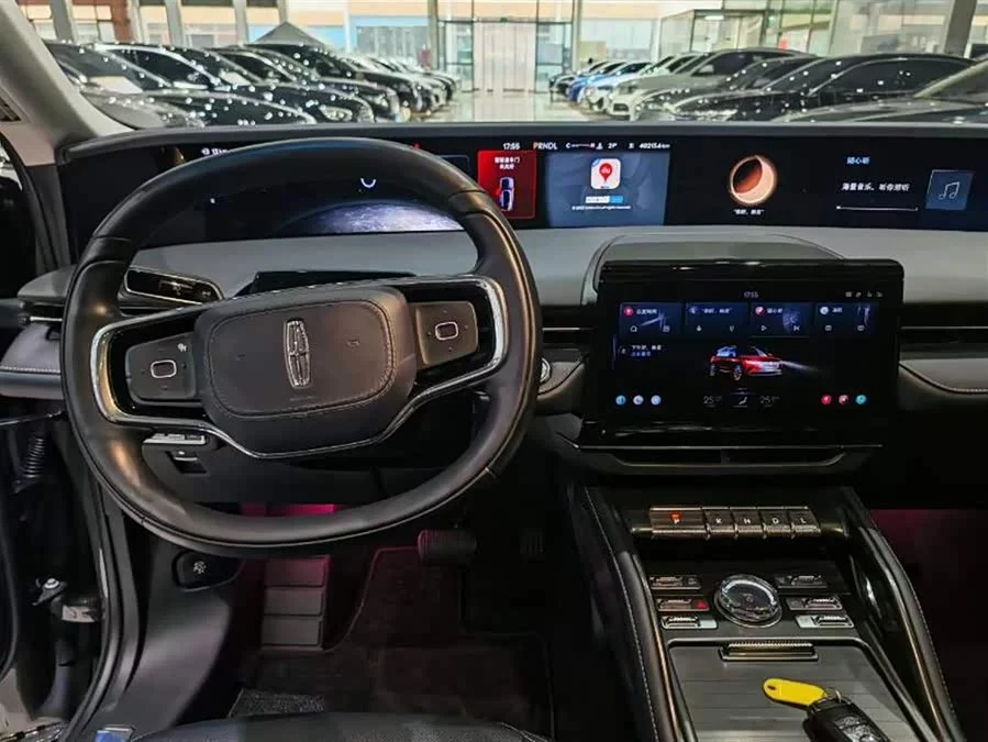 Lincoln Navigator