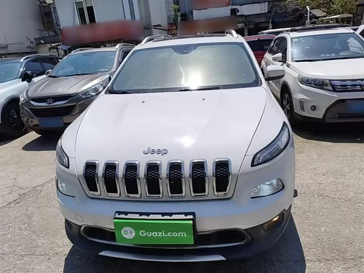 Jeep Cherokee