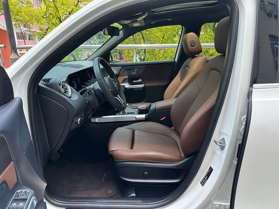 Mercedes Benz GLB