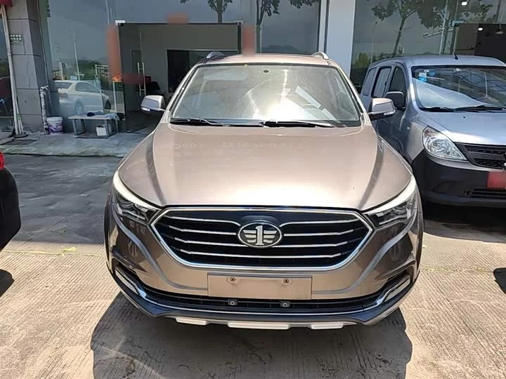 FAW Besturn X40