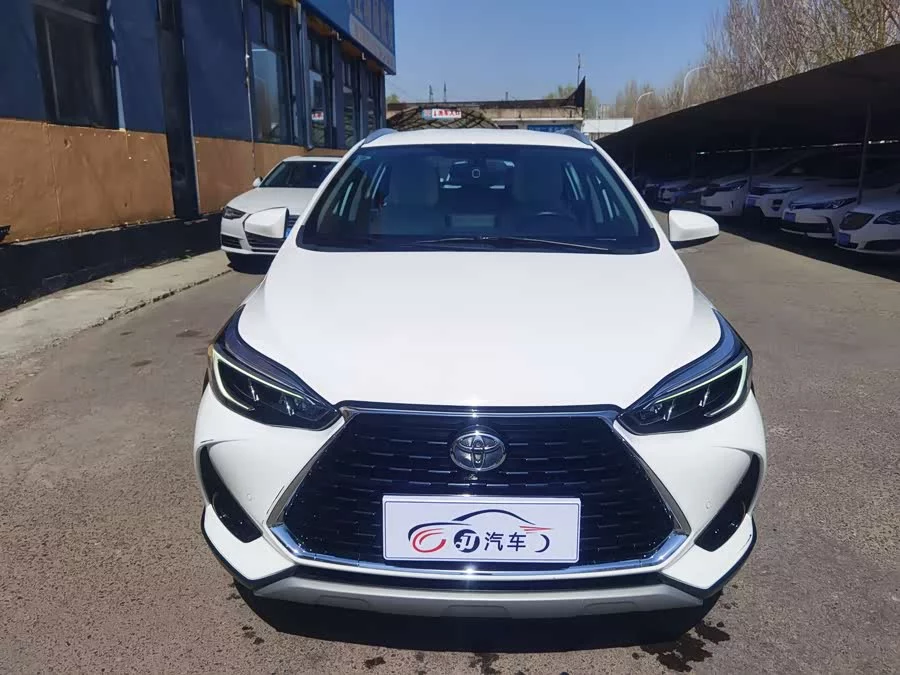 Toyota YARiS L