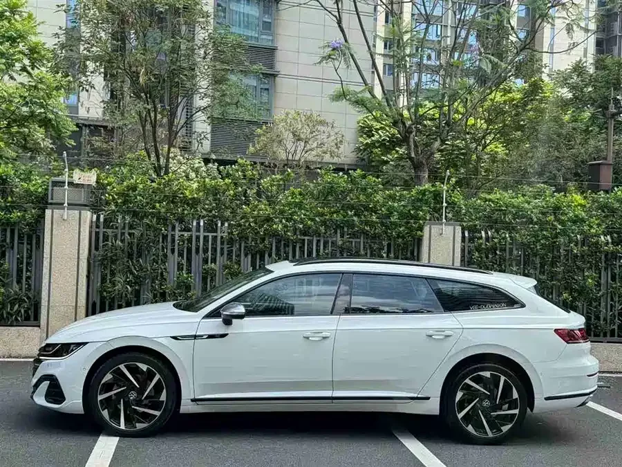 Volkswagen FAW- CC