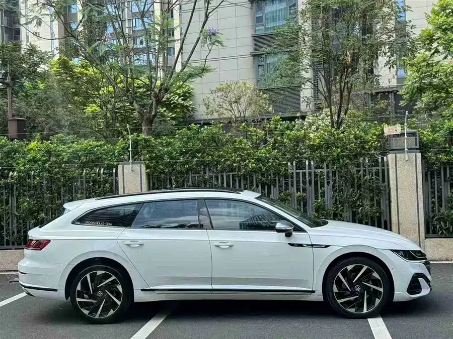 Volkswagen FAW- CC