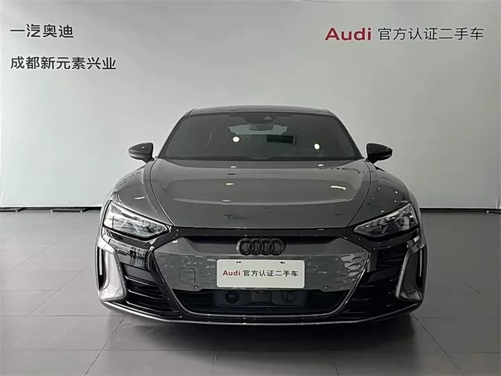 Audi e-tron GT