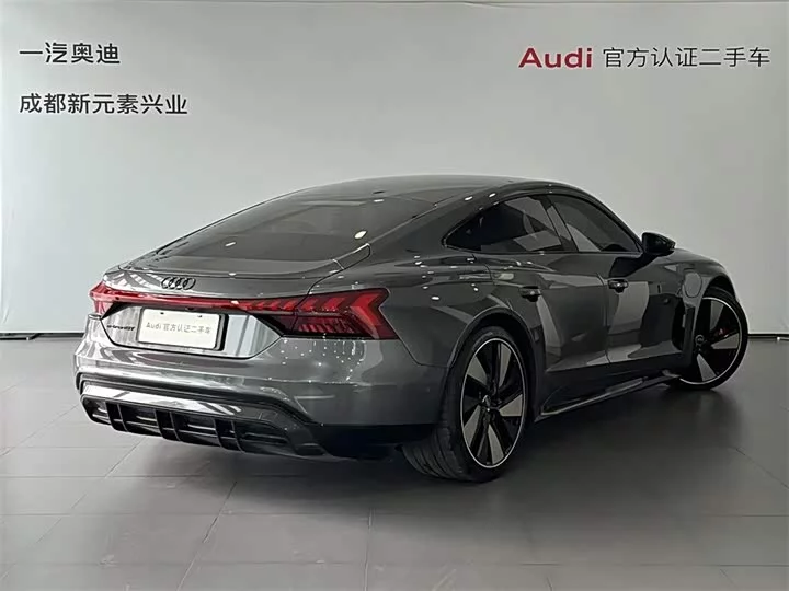 Audi e-tron GT
