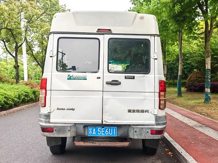Iveco proud