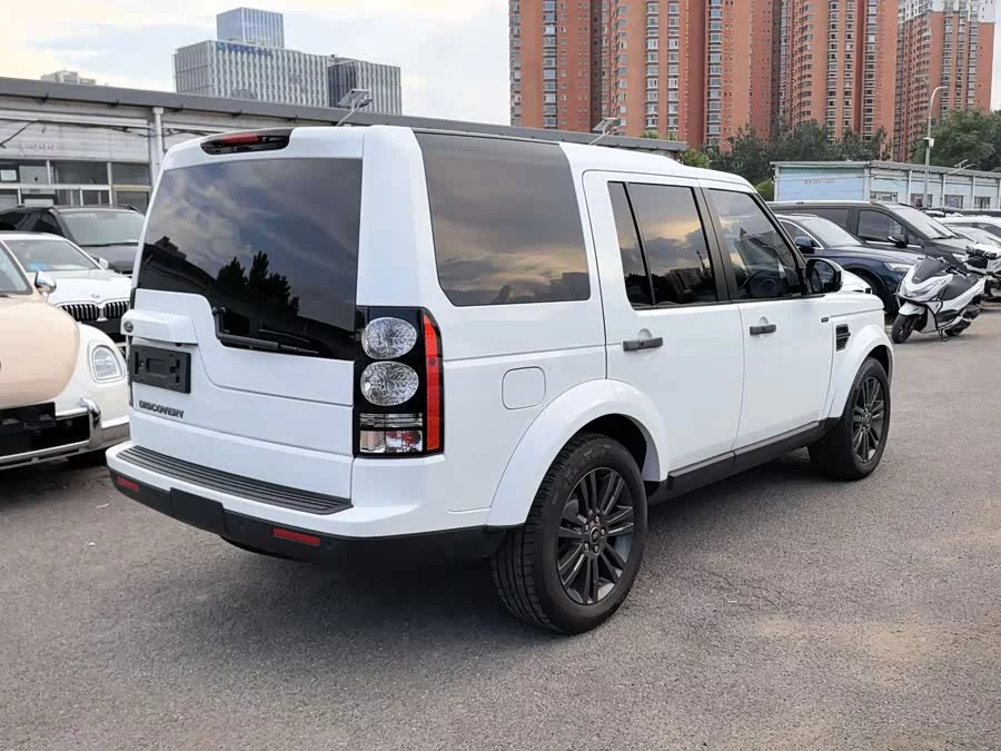 Land Rover finds