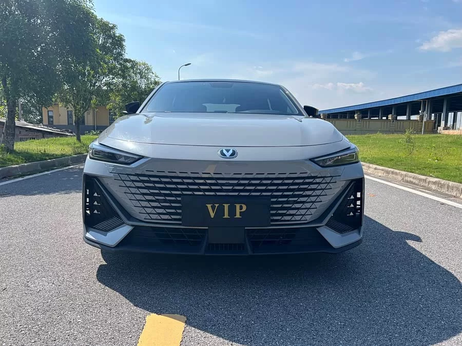 Changan UNI-V