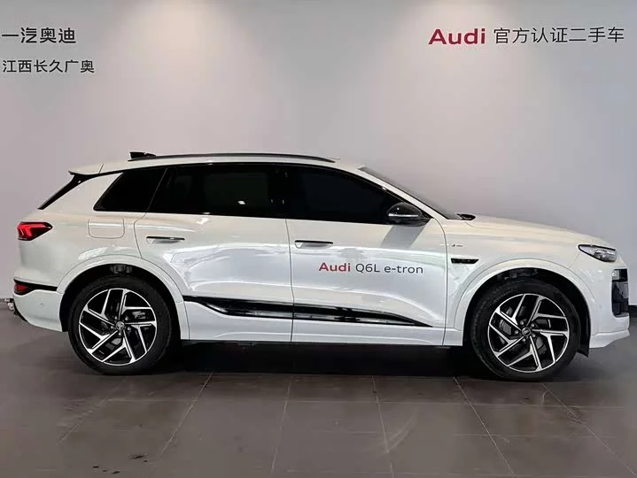 Audi Q6L e-tron