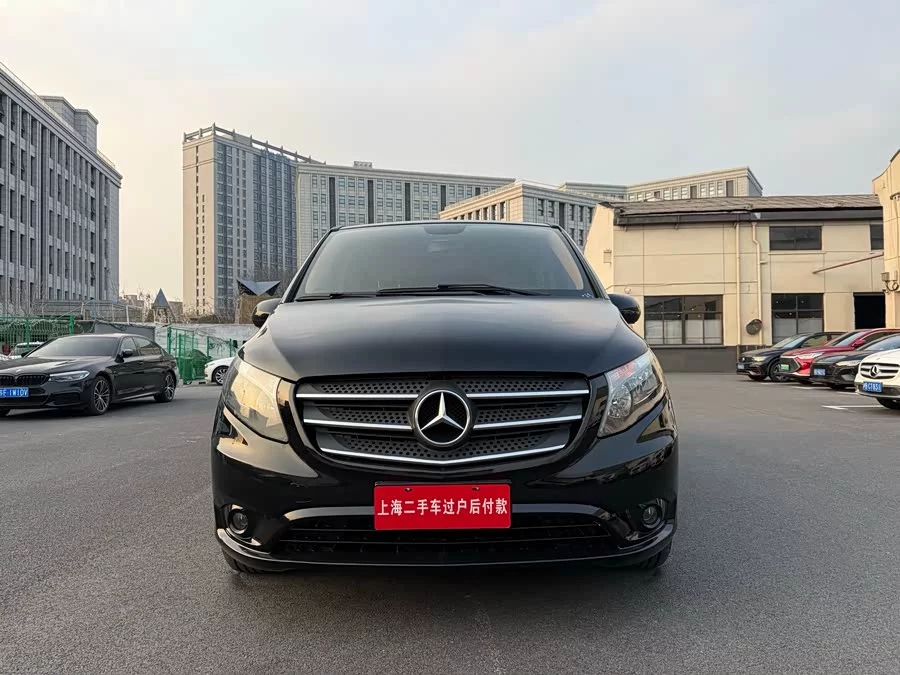 Mercedes Benz Vito