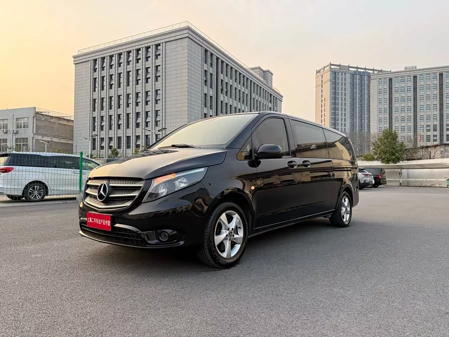Mercedes Benz Vito