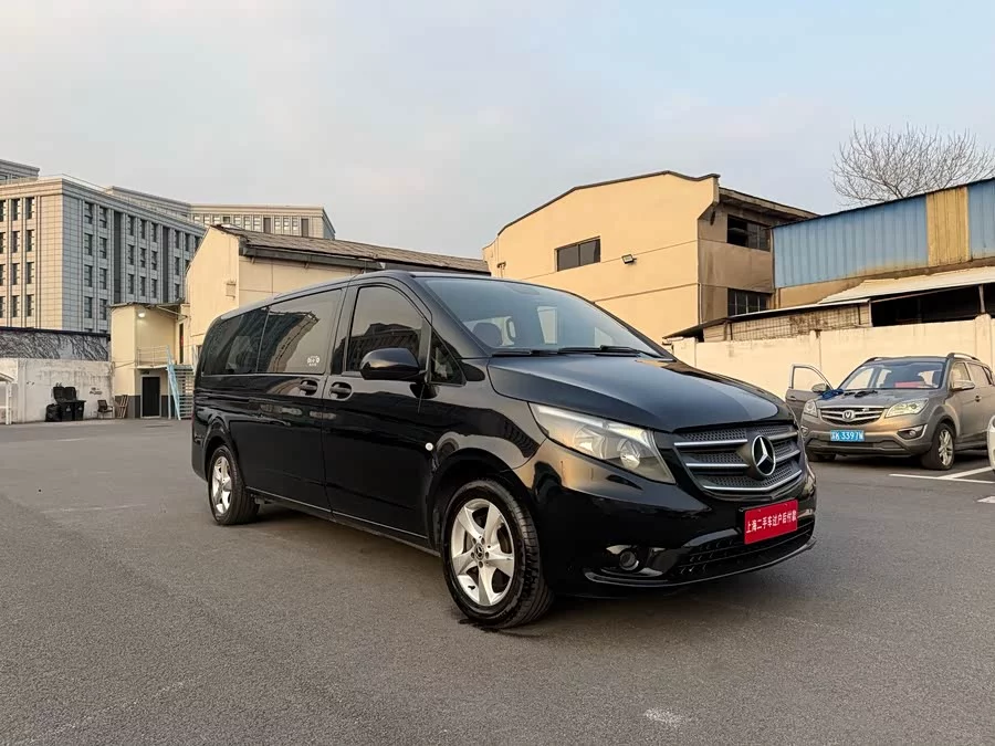 Mercedes Benz Vito