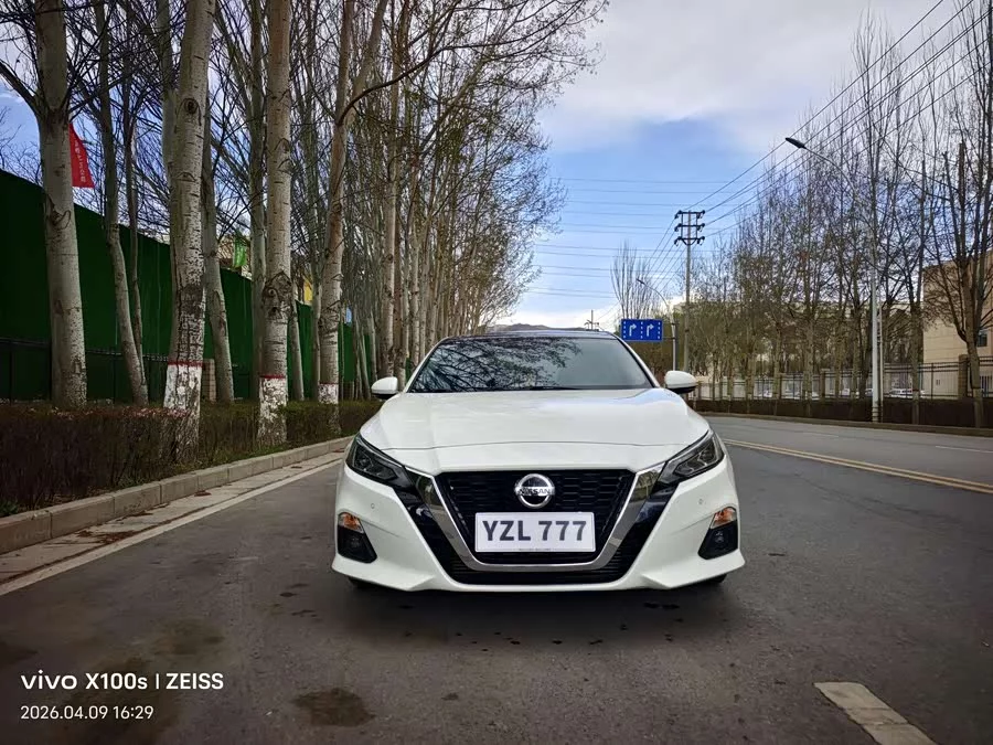 Nissan Teana
