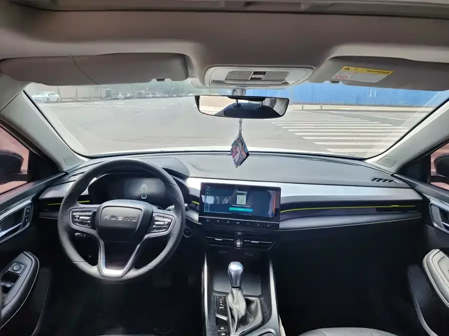 Roewe i5