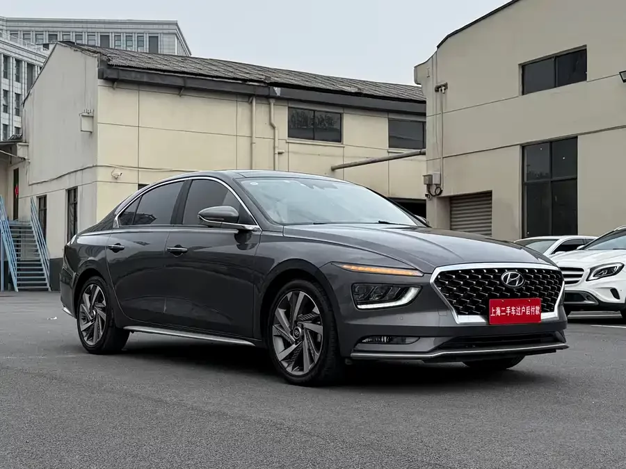 Hyundai Mistra