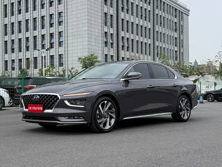 Hyundai Mistra