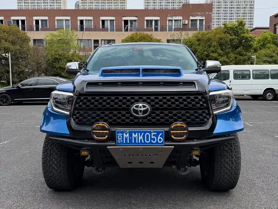 Toyota Tundra