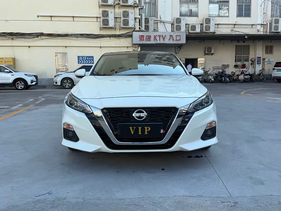 Nissan Teana