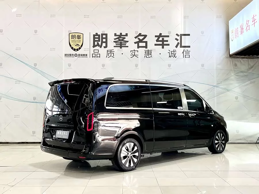 Mercedes Benz Vito