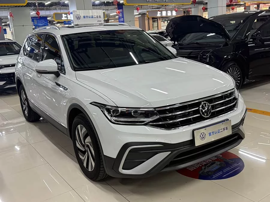 Volkswagen Tiguan L