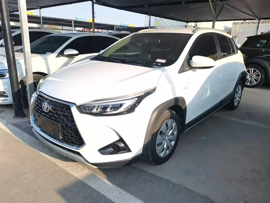 Toyota YARiS L