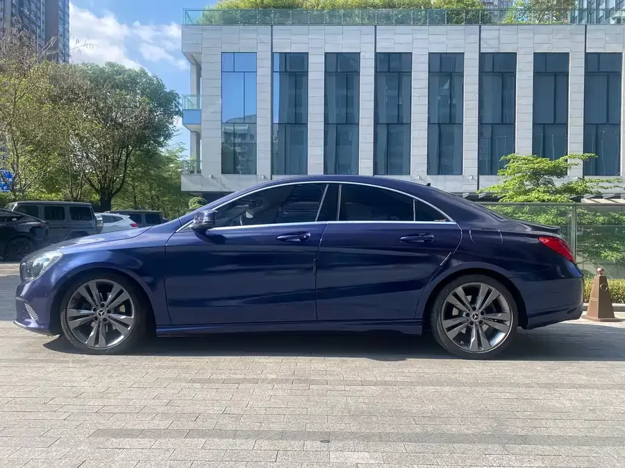 Mercedes-Benz CLA