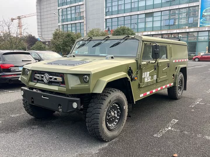 Dongfeng Warrior M50