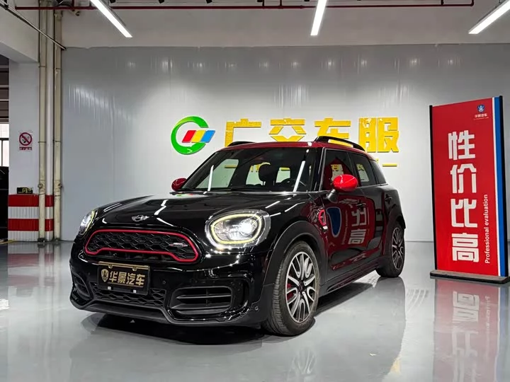 MINI JCW COUNTRYMAN