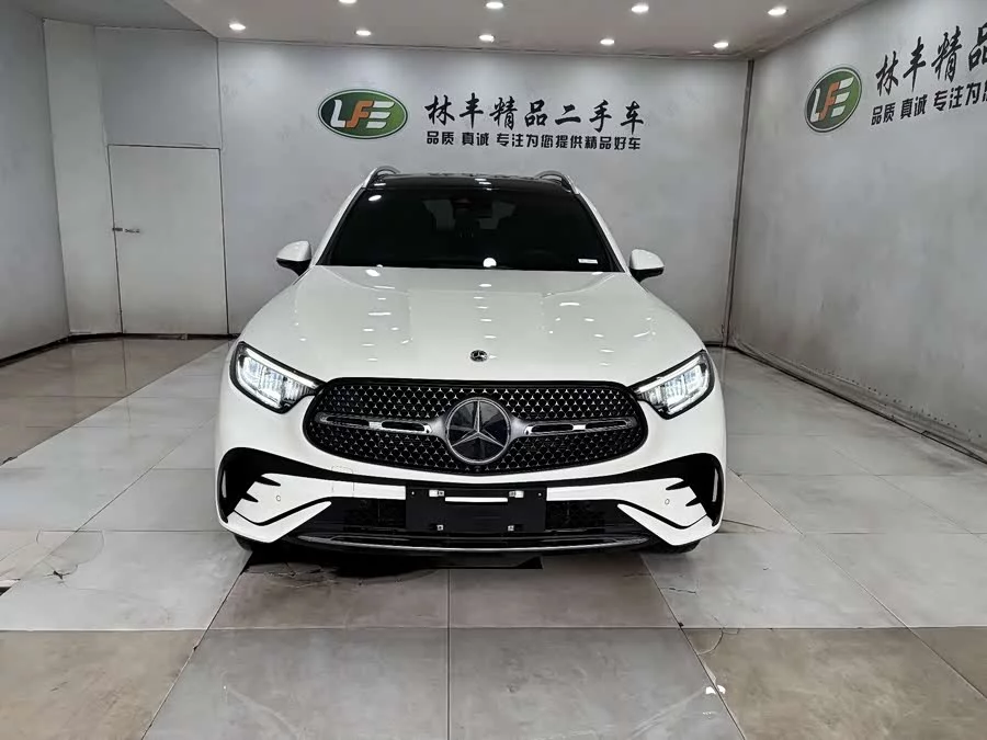 Mercedes Benz GLC