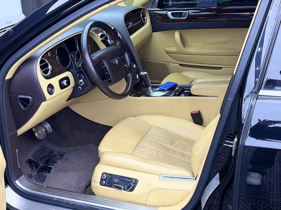 Bentley Flying Spur