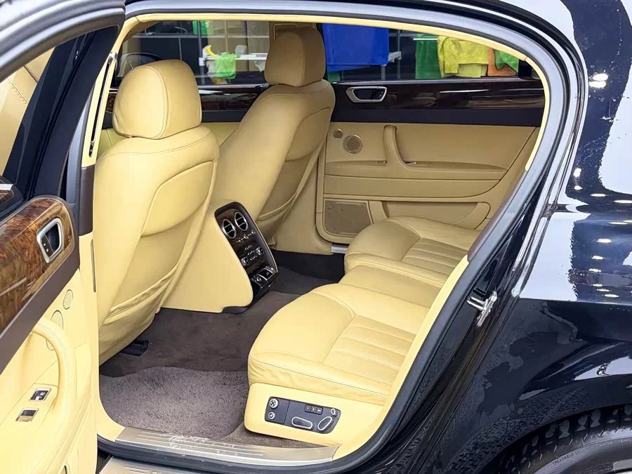 Bentley Flying Spur