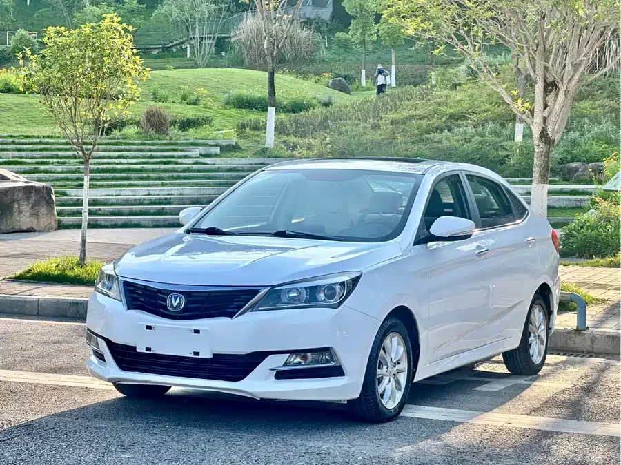Changan Yuexiang V7