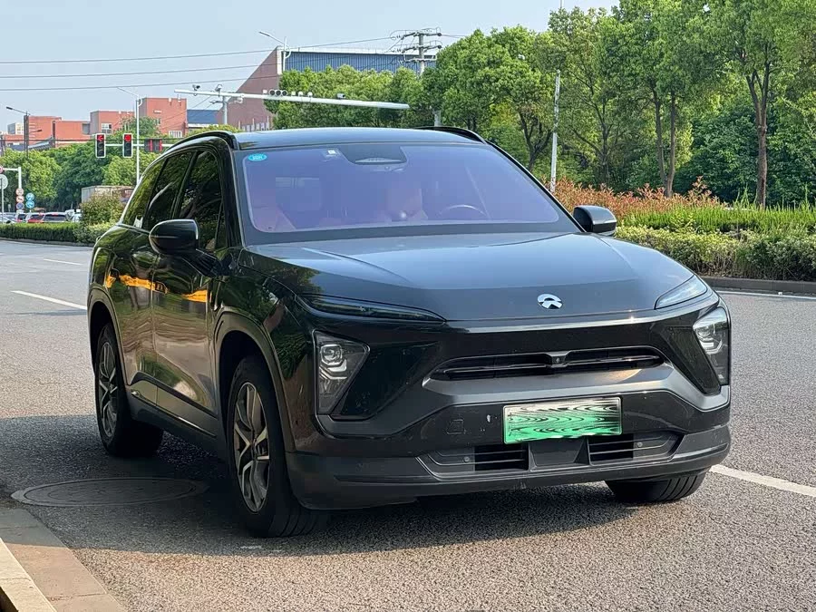 NIO ES6