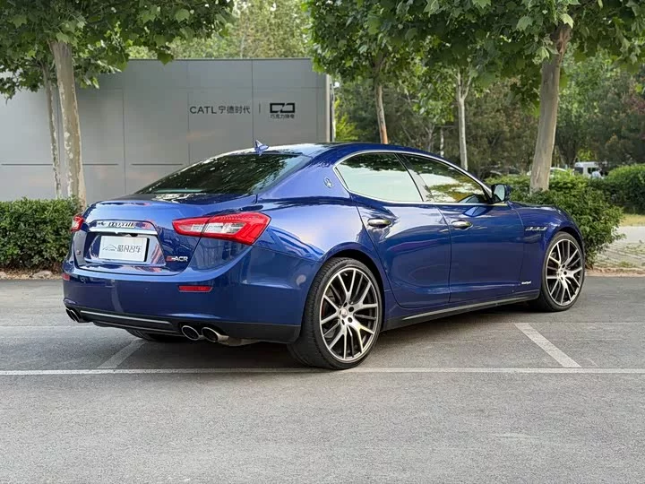 Maserati Ghibli