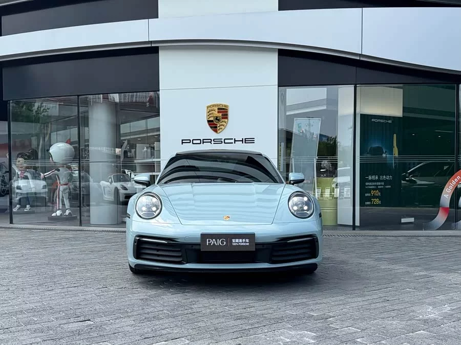 Porsche 911