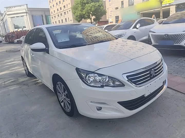 Peugeot 408