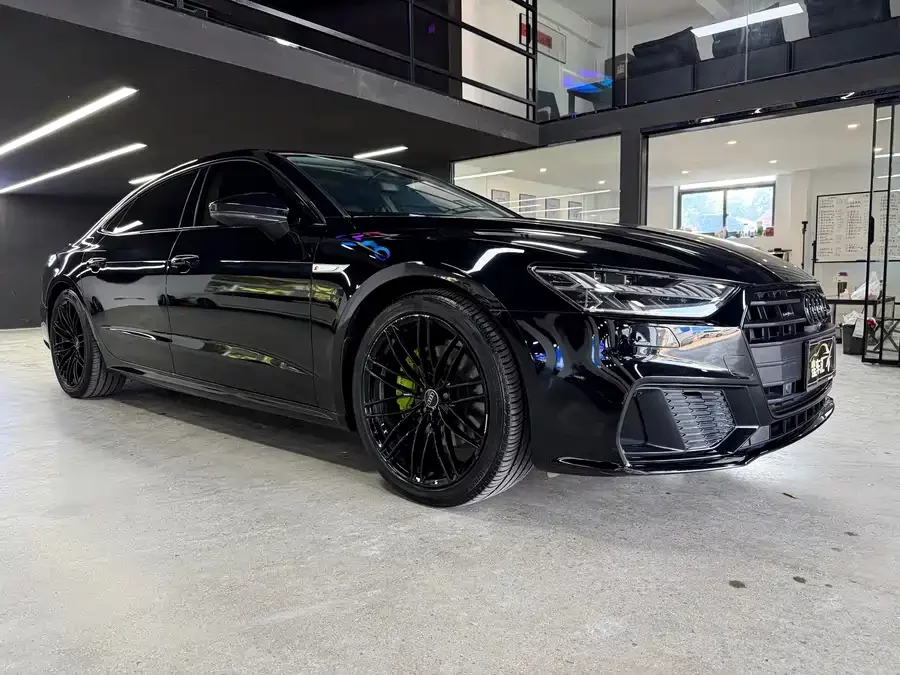 Audi A7L