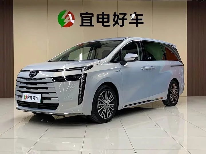 GAC Trumpchi E8 PHEV