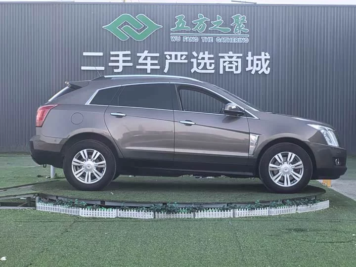 Cadillac SRX