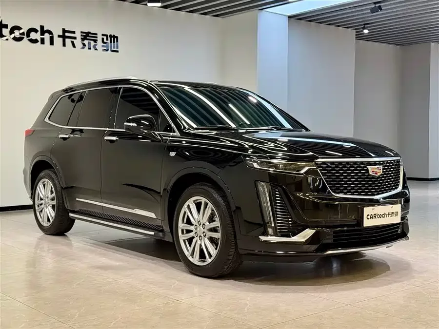 Cadillac XT6