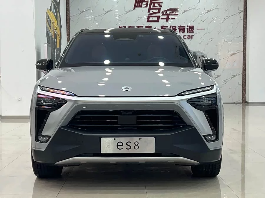NIO ES8