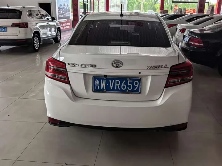 Toyota YARiS L Enjoy