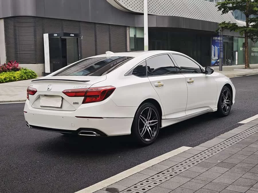 Honda Inspire