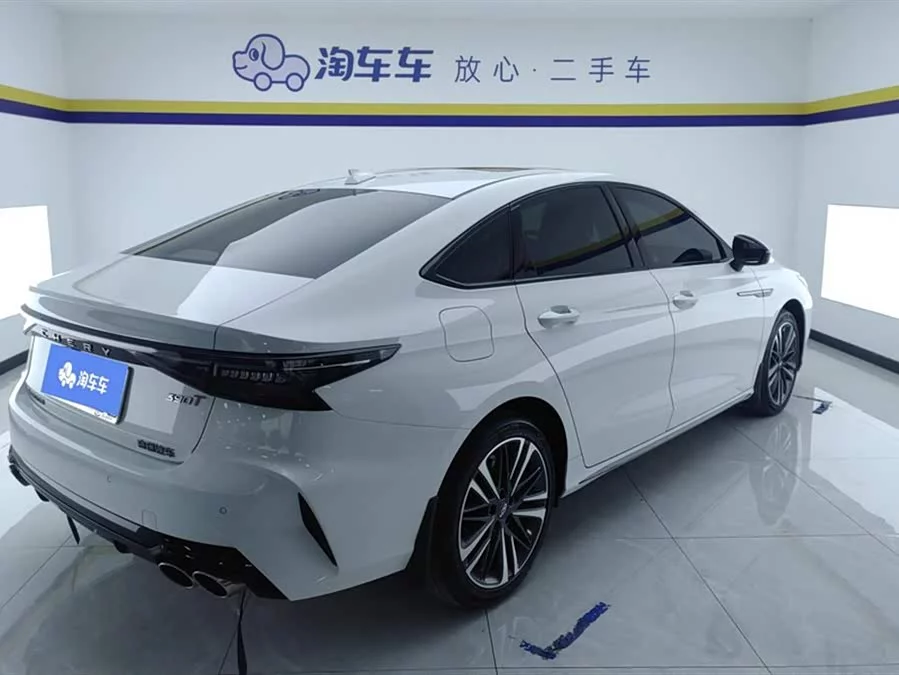 Chery Arrizo 8