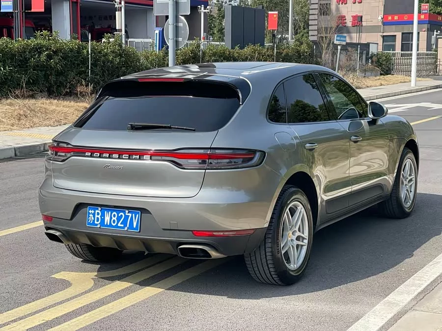 Porsche Macan