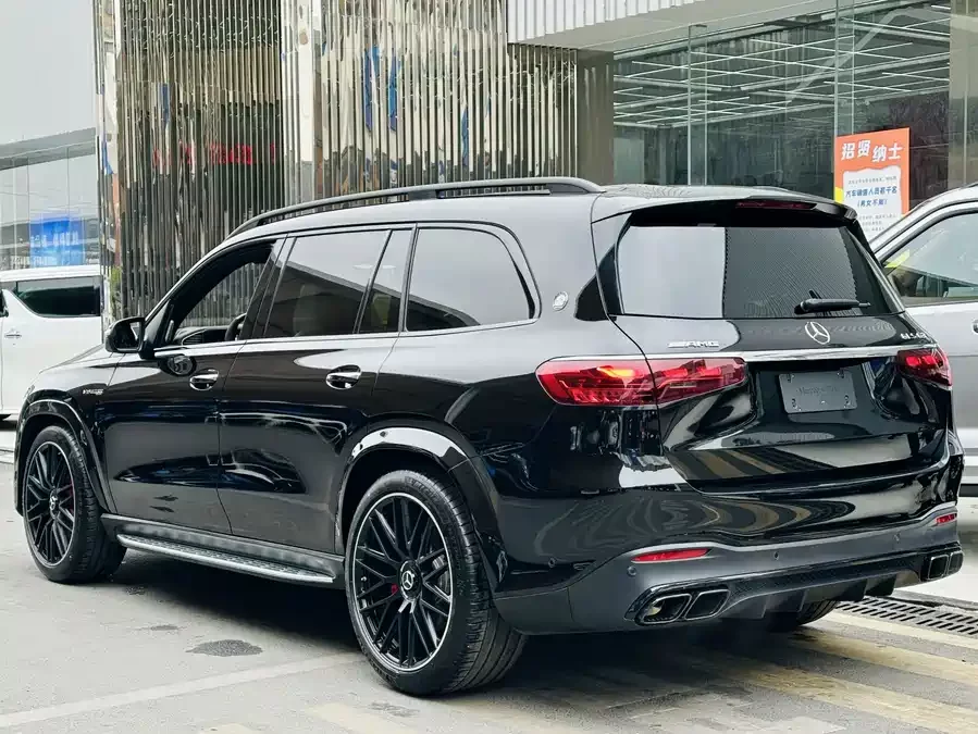 Mercedes Benz GLS AMG