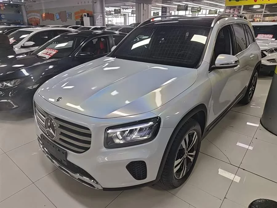 Mercedes Benz GLB