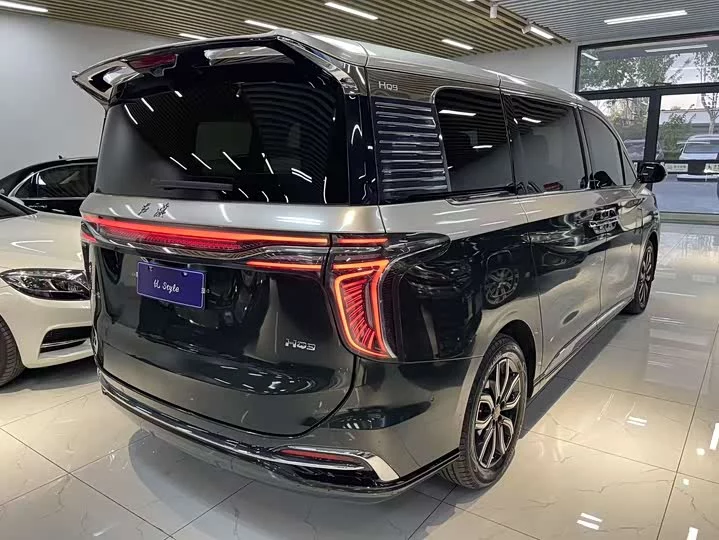 Hongqi HQ9